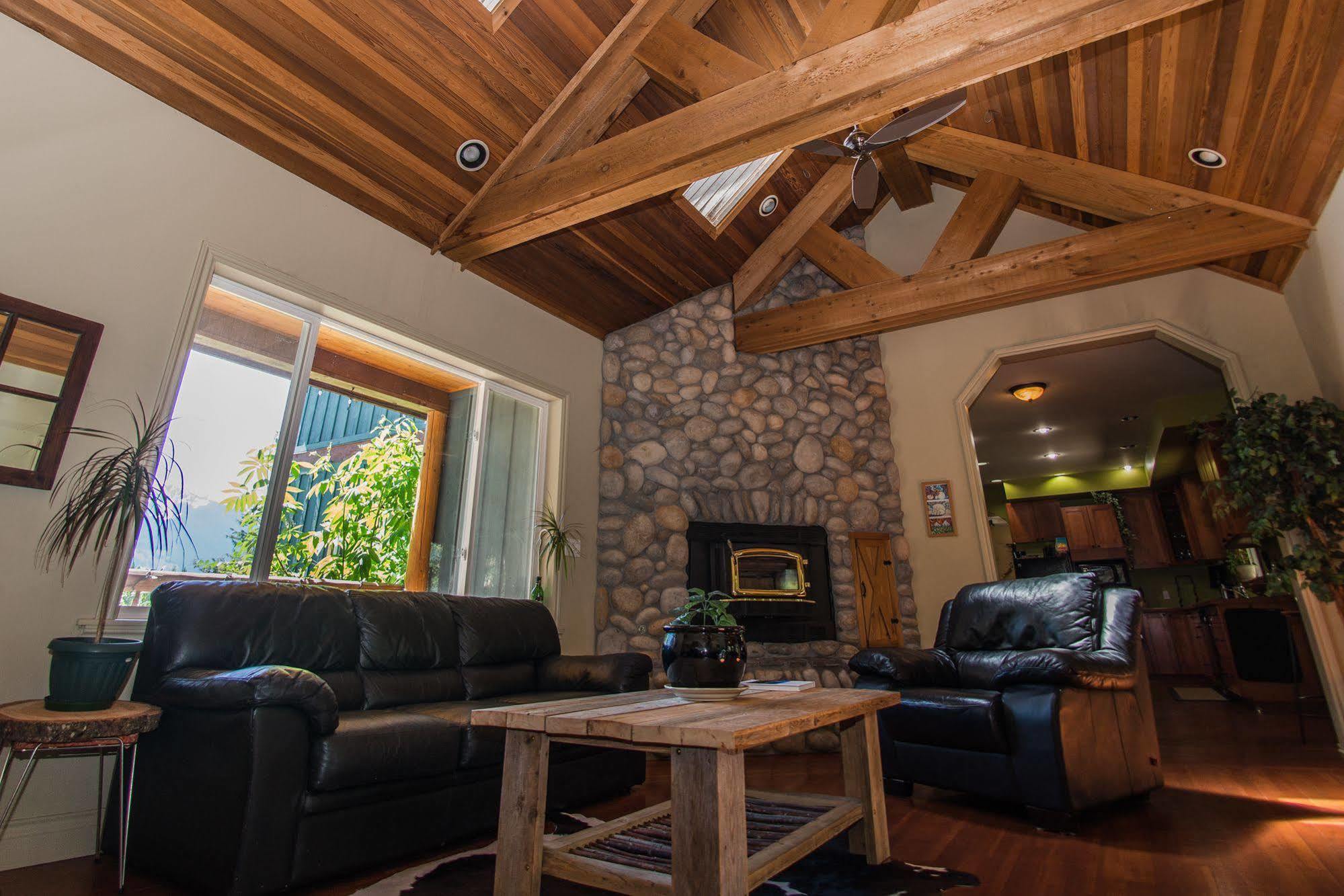 Sweetwater Lane Farm Villa Mount Currie Екстериор снимка