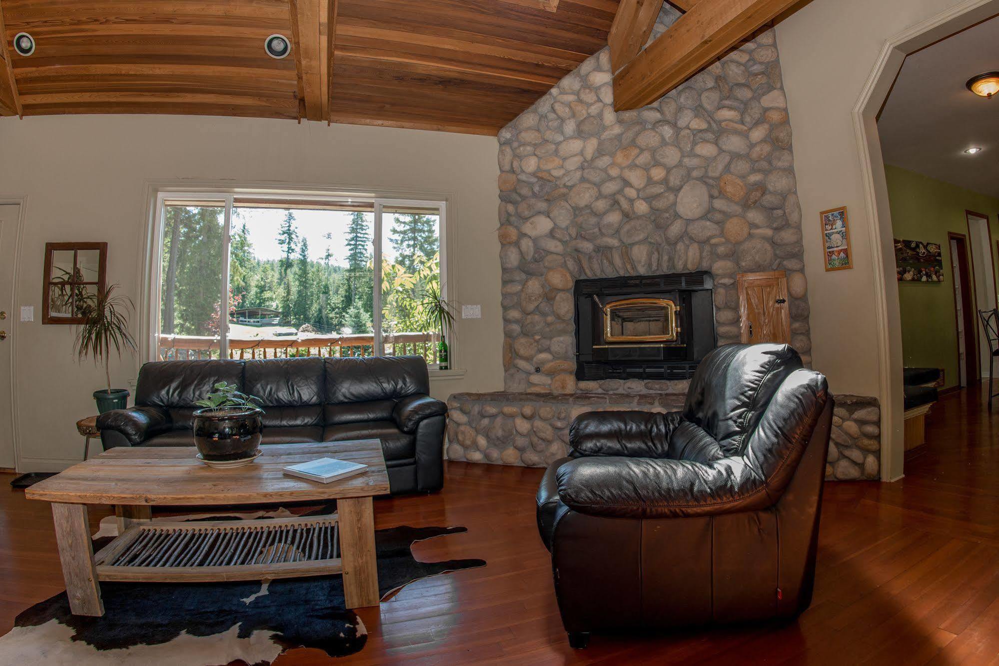 Sweetwater Lane Farm Villa Mount Currie Екстериор снимка